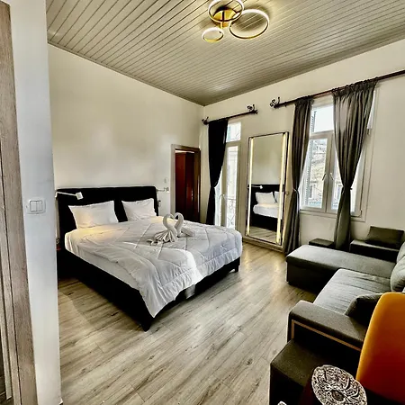 Travelers Luxury Suites, Studios & Apartments Corfu  Exteriér fotografie