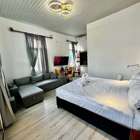 Travelers Luxury Suites, Studios & Apartments Corfu  Exteriér fotografie