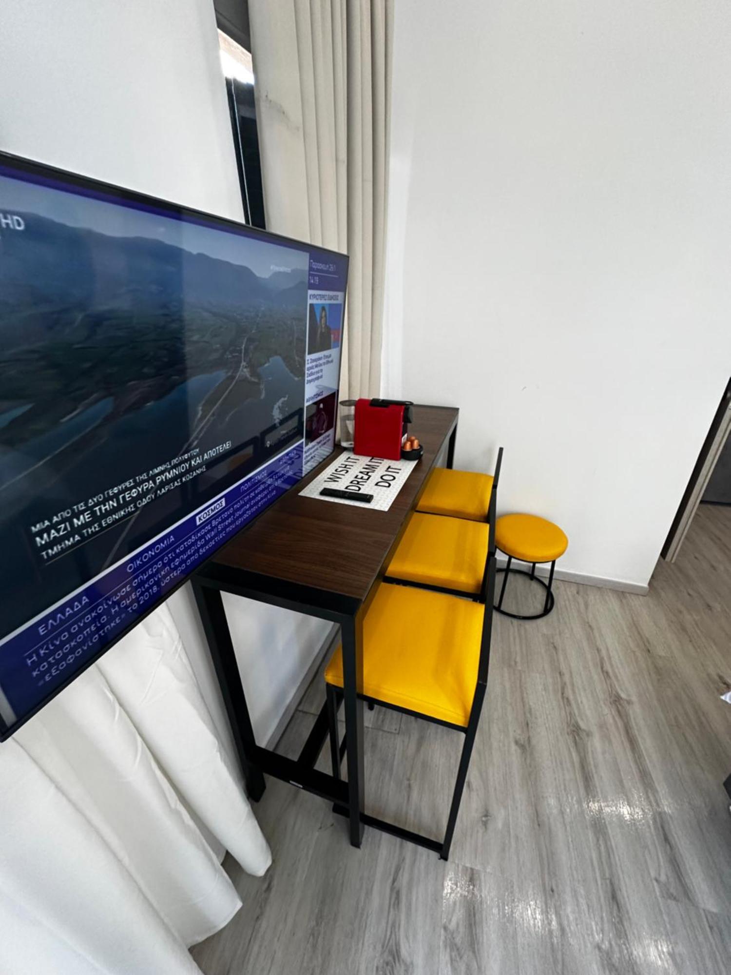 Travelers Luxury Suites, & Apartment