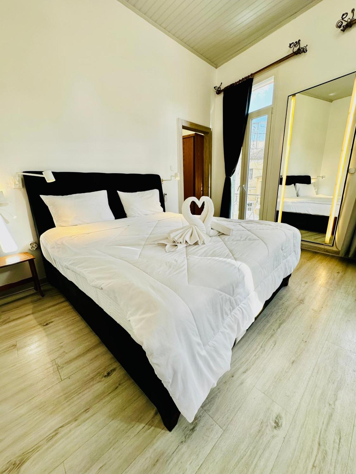 Apartment Travelers Luxury Suites, & Corfu (city)