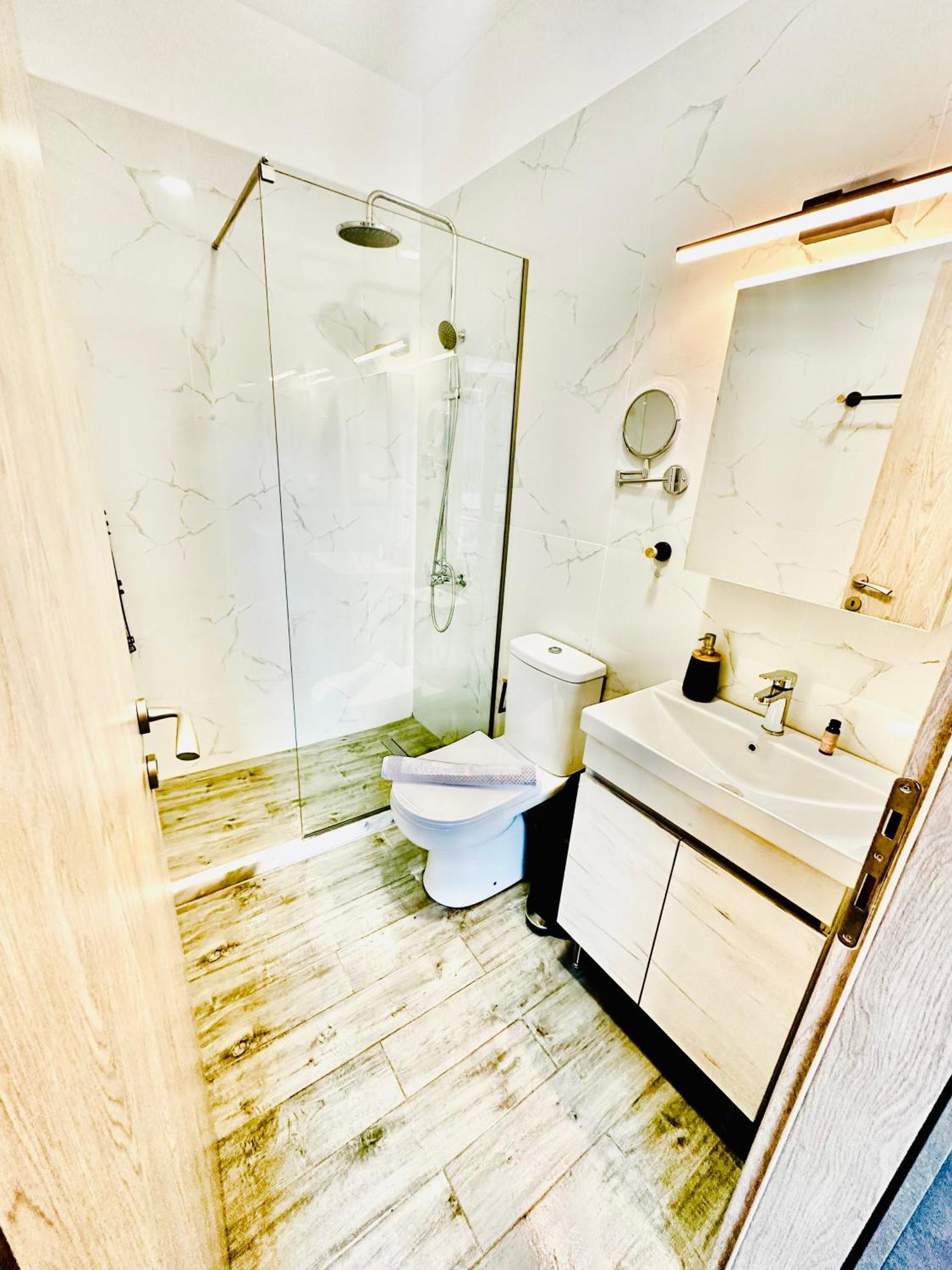 Travelers Luxury Suites, &